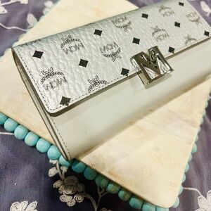 MCM NIB Visetos Silver Long Wallet Chain Crossbody